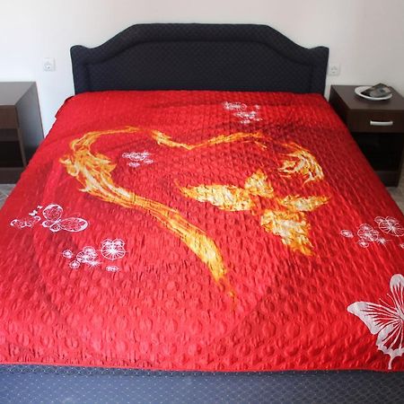 Rooms And Apartments Milana Bar Εξωτερικό φωτογραφία