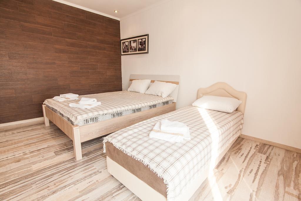 Rooms And Apartments Milana Bar Δωμάτιο φωτογραφία