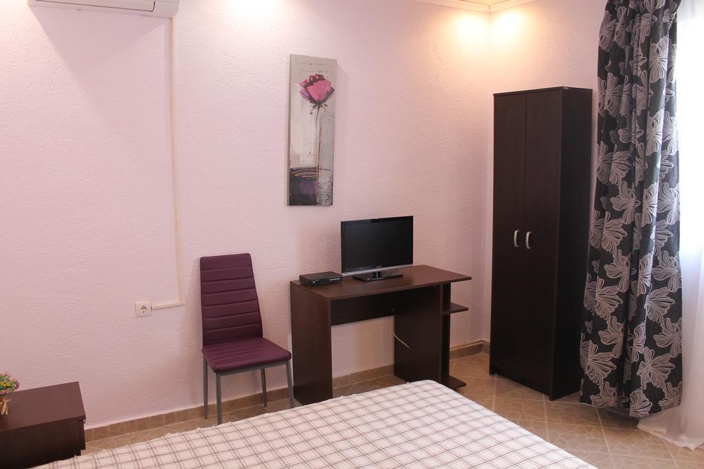 Rooms And Apartments Milana Bar Εξωτερικό φωτογραφία