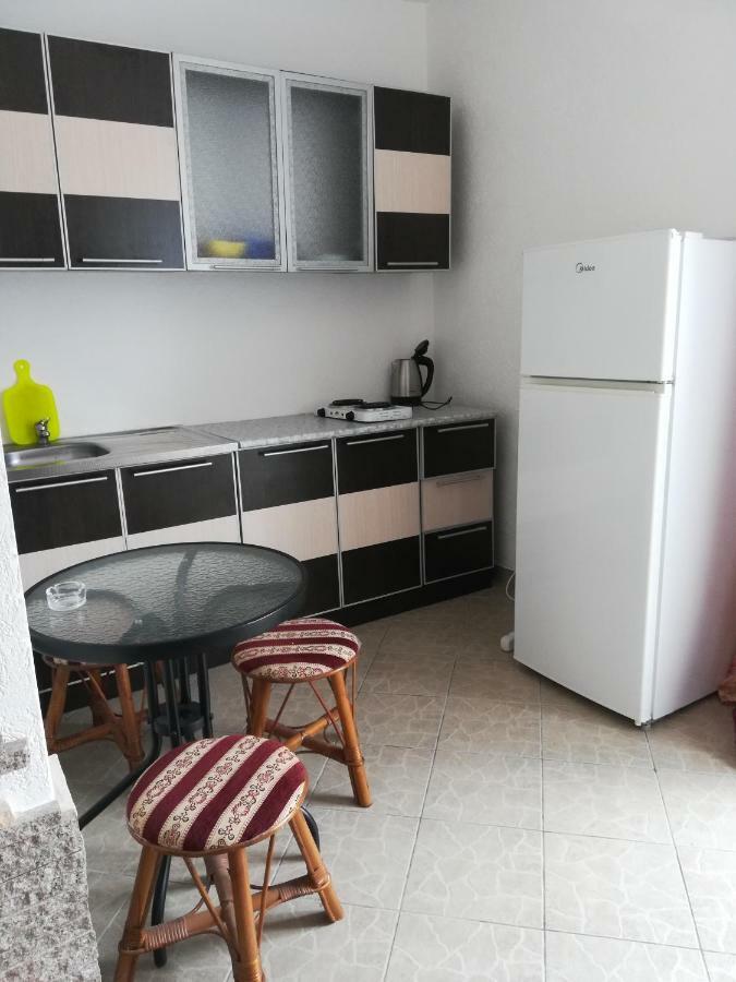 Rooms And Apartments Milana Bar Εξωτερικό φωτογραφία